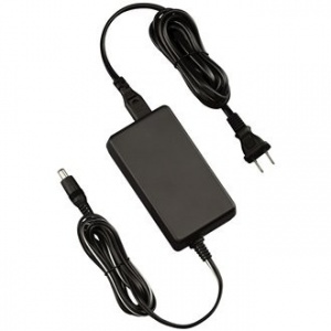 Yamaha PA-300C Блок питания для PSR-1000, 2000; 16 В/2400 мA.